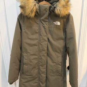 The North Face Women’s Arctic Parka